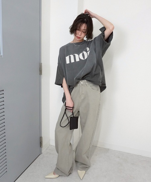gossara（ゴサラ）の「【大人気アイテム再登場】ピグメント袖スリットプルオーバー（Tシャツ/カットソー・レディース・チャコールグレー/グレイッシュベージュ/アイボリー/ブラウン/ブルー・FREE）」の7枚目の写真