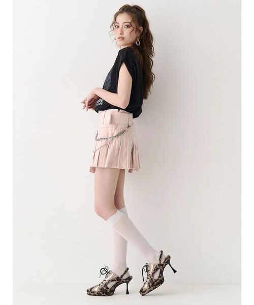 EVRIS(エヴリス)の「ワイドベルトチェーンミニスカート(スカート・レディース・ピンク/ベージュ/ブラック・SMALL/MEDIUM)」の19枚目の写真