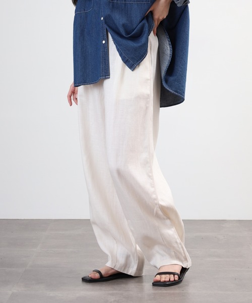 EGLANTINE(エグランティーヌ)の「EGLANTINE 麻混リラックスワイドパンツ(その他パンツ・レディース・オフホワイト/ブラウン/ブラック・40)」の1枚目の写真