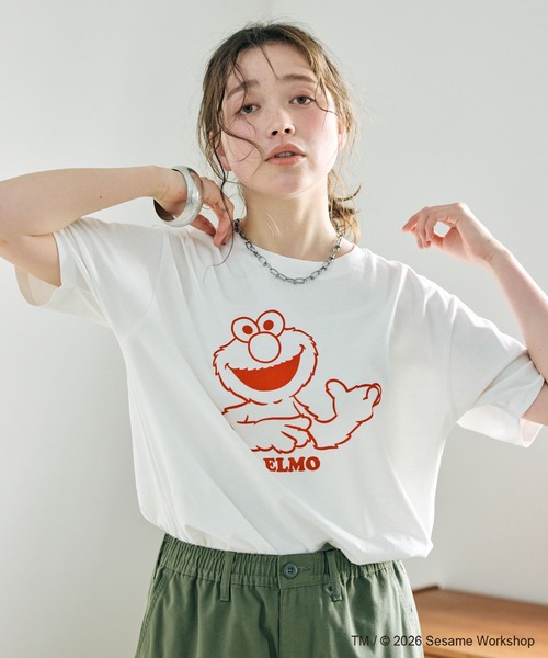 SESAME STREET(セサミストリート)の「【セサミストリート/SESAME STREET】エルモ/ELMOフロッキープリント半袖Tシャツ(2026SS)(Tシャツ/カットソー・レディース・オレンジ/グレー/オフホワイト・LL/3L/L/M)」の14枚目の写真