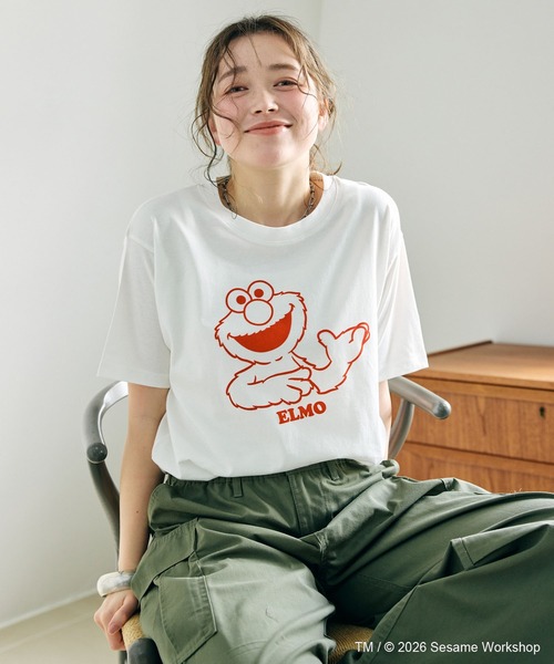SESAME STREET(セサミストリート)の「【セサミストリート/SESAME STREET】エルモ/ELMOフロッキープリント半袖Tシャツ(2026SS)(Tシャツ/カットソー・レディース・オレンジ/グレー/オフホワイト・LL/3L/L/M)」の22枚目の写真