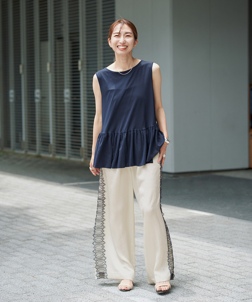 VERMEIL par iena(ヴェルメイユパーイエナ)の「ペプラム ノースリーブプルオーバー(Tシャツ/カットソー・レディース・ブラック/ホワイト/ネイビー・FREE)」の18枚目の写真