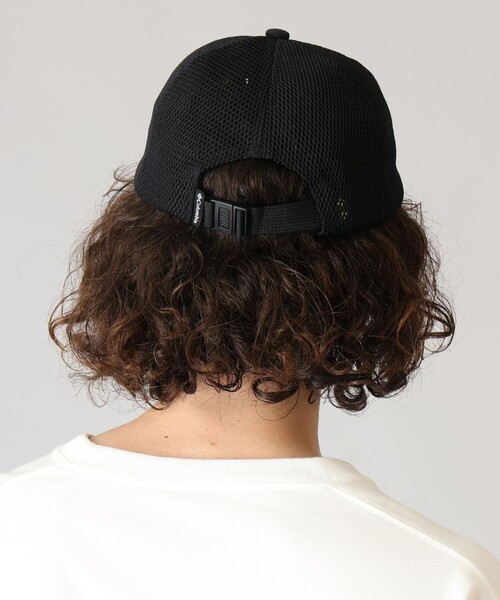 Columbia(コロンビア)の「Columbia/ ドースワリプスベンドメッシュキャップ /コロンビア(キャップ・レディース・ベージュ/ネイビー/ブラック・ONE SIZE)」の4枚目の写真