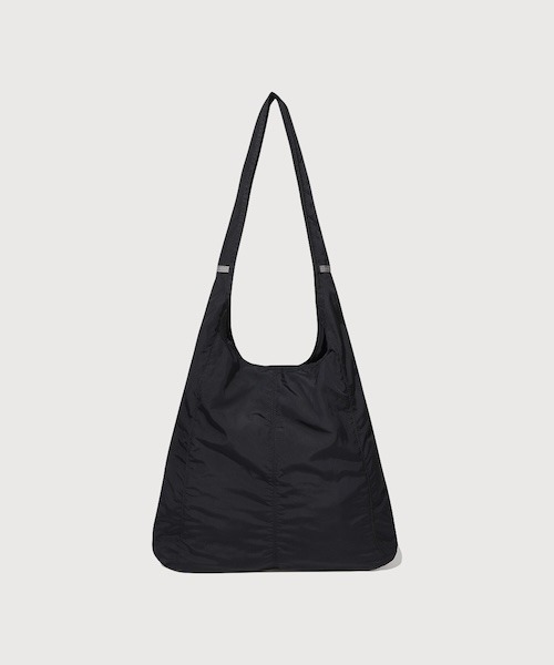 COVERNAT(カバーナット)の「LIGHT NYLON ECO BAG(エコバッグ/サブバッグ・メンズ・アイボリー/ブラック・FREE)」の12枚目の写真