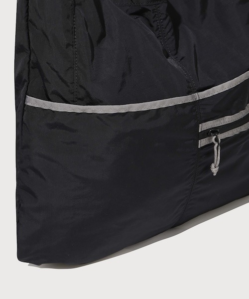COVERNAT(カバーナット)の「LIGHT NYLON ECO BAG(エコバッグ/サブバッグ・メンズ・アイボリー/ブラック・FREE)」の15枚目の写真