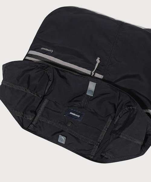 COVERNAT(カバーナット)の「LIGHT NYLON ECO BAG(エコバッグ/サブバッグ・メンズ・アイボリー/ブラック・FREE)」の16枚目の写真