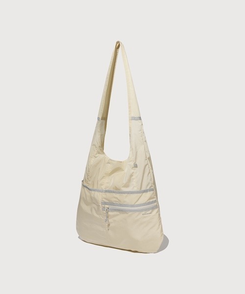 COVERNAT(カバーナット)の「LIGHT NYLON ECO BAG(エコバッグ/サブバッグ・メンズ・アイボリー/ブラック・FREE)」の6枚目の写真