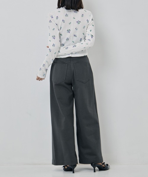 JANE SMITH / JOHN SMITH（ジェーンスミスジョンスミス）の「[JANE SMITH/ジェーン・スミス]COTTON EYELET RIB FLOWER CARDIGAN（カーディガン/ボレロ・レディース・ホワイト・38）」の5枚目の写真
