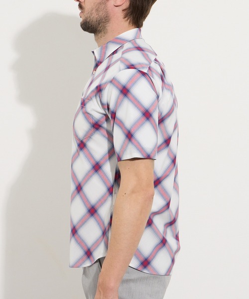 HIDEAWAYS NICOLE（ハイダウェイニコル）の「オンブレチェックショートレギュラー半袖シャツ（シャツ/ブラウス・メンズ・ブラック×ホワイト/トリコロール/ホワイト×ブルー・LARGE/MEDIUM/X-LARGE）」の8枚目の写真