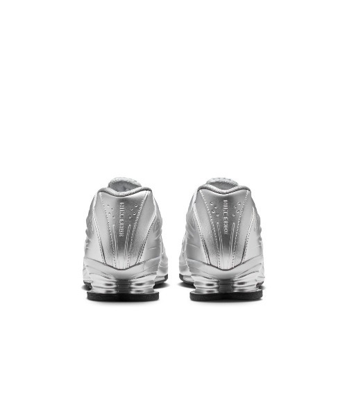 NIKE(ナイキ)の「NIKE Shox Z(ナイキ ショックス Z)(スニーカー・レディース・シルバー系・23cm/23.5cm/24cm/24.5cm/25cm)」の8枚目の写真