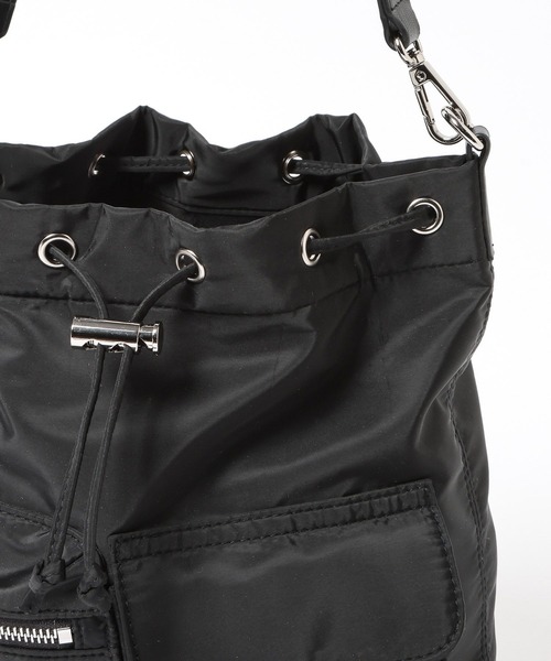 LOWRYS FARM（ローリーズファーム）の「ポケツキキンチャクＢＡＧ 675929（ショルダーバッグ・レディース・アイボリー/ブラック・FREE）」の22枚目の写真