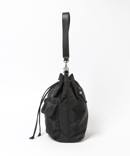 LOWRYS FARM（ローリーズファーム）の「ポケツキキンチャクＢＡＧ 675929（ショルダーバッグ・レディース・アイボリー/ブラック・FREE）」の7枚目の写真