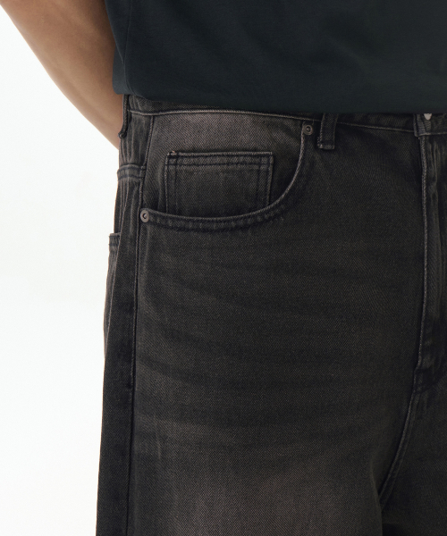 MUSINSA STANDARD（ムシンサスタンダード）の「ルーズバギーデニムパンツ [ラスティブラック]（デニムパンツ・メンズ・その他・26/27/38/40/42/34/31/30/29/36/33/32）」の6枚目の写真