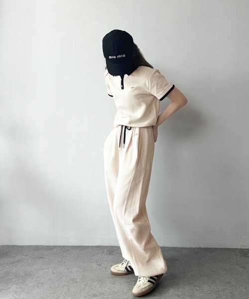 classicalelf(クラシカルエルフ)の「《AYA×クラシカルエルフコラボ》心地よいリラックス素材に、トレンドのボリュームシルエットが映える♪ウエスト配色ワッフルカーブパンツ(セットアップ可)(スウェットパンツ・レディース・アイボリー/ブラック/杢グレー・X-LARGE/SMALL/MEDIUM/LARGE)」の9枚目の写真