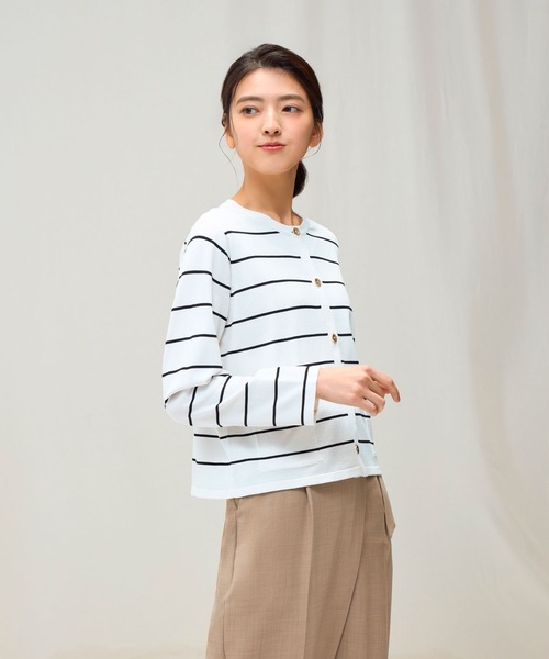 m.f.editorial(エムエフエディトリアル)の「【ストレッチ 接触冷感 UVカット 毛玉防止 ウォッシャブル】m.f.エディトリアル レディース 快適機能 ボーダー クルー ニット カーディガン(カーディガン/ボレロ・レディース・アイボリー/ブラック・MEDIUM/LARGE)」の1枚目の写真