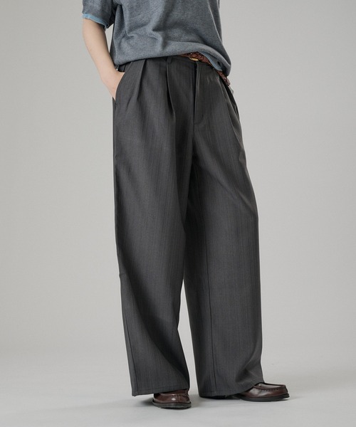ONCILY(オンシェリー)の「HEART PATCH STUDS STRAIGHT SLACKS / ハートパッチスタッズストレートスラックス(スラックス・メンズ・ブラック/グレー・SMALL/MEDIUM/LARGE)」の16枚目の写真