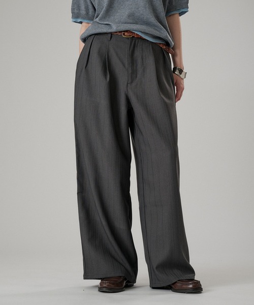 ONCILY(オンシェリー)の「HEART PATCH STUDS STRAIGHT SLACKS / ハートパッチスタッズストレートスラックス(スラックス・メンズ・ブラック/グレー・SMALL/MEDIUM/LARGE)」の19枚目の写真