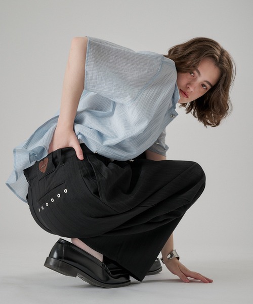 ONCILY(オンシェリー)の「HEART PATCH STUDS STRAIGHT SLACKS / ハートパッチスタッズストレートスラックス(スラックス・メンズ・ブラック/グレー・SMALL/MEDIUM/LARGE)」の8枚目の写真