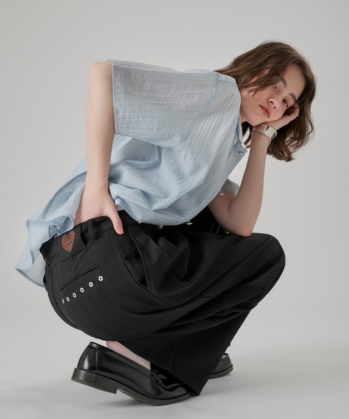 ONCILY(オンシェリー)の「HEART PATCH STUDS STRAIGHT SLACKS / ハートパッチスタッズストレートスラックス(スラックス・メンズ・ブラック/グレー・SMALL/MEDIUM/LARGE)」の9枚目の写真