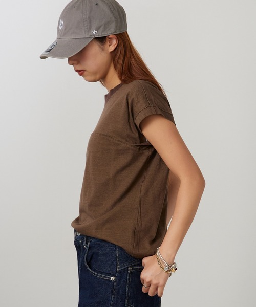 Garance et VioLette(ギャランスエトヴィオレット)の「Garance et VioLette/ギャランスエトヴィオレット フレンチスリーブTEE 半袖Tシャツ 秋 秋服 2026年秋冬(Tシャツ/カットソー・レディース・ネイビー/ブラウン/カーキ・1)」の11枚目の写真