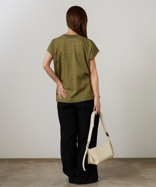 Garance et VioLette(ギャランスエトヴィオレット)の「Garance et VioLette/ギャランスエトヴィオレット フレンチスリーブTEE 半袖Tシャツ 秋 秋服 2026年秋冬(Tシャツ/カットソー・レディース・ネイビー/ブラウン/カーキ・1)」の20枚目の写真