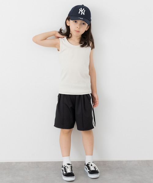 chil2(チルツー)の「脇ライン ストレッチ ピンタック ハーフパンツ(スウェットパンツ・キッズ・チャコールグレー/ベージュ/ネイビー/ブラック・120cm/90cm/150cm/140cm/110cm/130cm/100cm)」の21枚目の写真