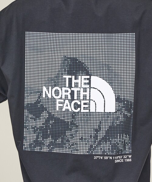 THE NORTH FACE(ザノースフェイス)の「【THE NORTH FACE/ノースフェイス】TFN NT32657 / ハーフドームデジタルスクエアロゴTシャツ / ユニセックス(Tシャツ/カットソー・メンズ・ホワイト/ブラック・M/XL/L)」の11枚目の写真