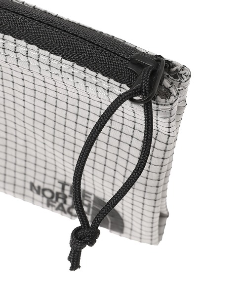 THE NORTH FACE(ザノースフェイス)の「Rafter Wallet SP NN22610(財布・メンズ・ブラック/ライトグレー・FREE)」の7枚目の写真
