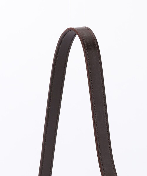 GLENROYAL(グレンロイヤル)の「【別注】GLENROYAL Saddle Shoulder Bag ブライドルレザー ショルダーバッグ(ショルダーバッグ・メンズ・ダークブラウン/ブラック・FREE)」の7枚目の写真