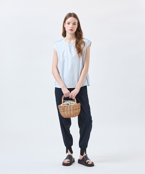 MACKINTOSH PHILOSOPHY（ﾏｯｷﾝﾄｯｼｭ ﾌｨﾛｿﾌｨｰ）の「グロッシーツイルジョグパンツ（その他パンツ・レディース・ダークネイビー/ベージュ・36/38）」の4枚目の写真