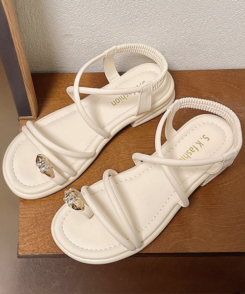 Miniministore(ミニミニストア)の「ストラップサンダル ビーチサンダル 夏靴(サンダル・レディース・アイボリー系1/アイボリー系2/ブラック・25.0cm/24.5cm/24.0cm/23.5cm/23.0cm/22.5cm)」の3枚目の写真