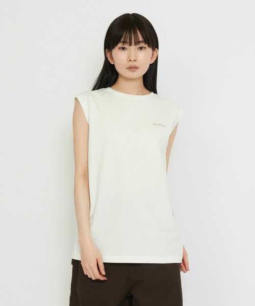 Dickies(ディッキーズ)の「Dickies/ディッキーズ エンブロイダリー フレンチスリーブTシャツ(Tシャツ/カットソー・レディース・ライトブラウン/ホワイト・MEDIUM/LARGE)」の2枚目の写真