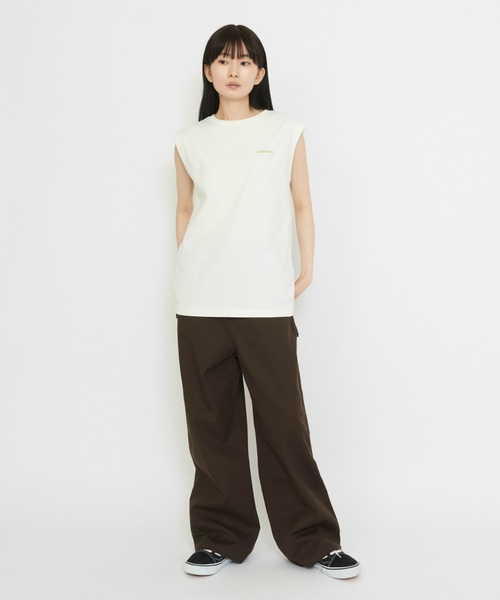 Dickies(ディッキーズ)の「Dickies/ディッキーズ エンブロイダリー フレンチスリーブTシャツ(Tシャツ/カットソー・レディース・ライトブラウン/ホワイト・MEDIUM/LARGE)」の3枚目の写真