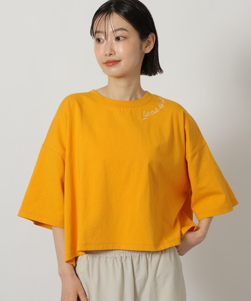 LAKOLE（ラコレ）の「刺繍ロゴクロップドＴ / 753511（Tシャツ/カットソー・レディース・オフホワイト/チャコール/オレンジ・FREE）」の3枚目の写真