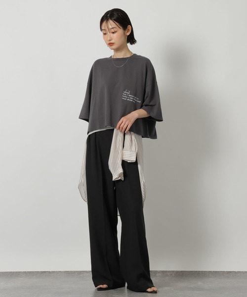 LAKOLE（ラコレ）の「刺繍ロゴクロップドＴ / 753511（Tシャツ/カットソー・レディース・オフホワイト/チャコール/オレンジ・FREE）」の7枚目の写真