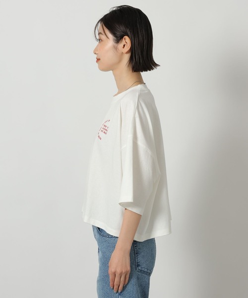 LAKOLE（ラコレ）の「刺繍ロゴクロップドＴ / 753511（Tシャツ/カットソー・レディース・オフホワイト/チャコール/オレンジ・FREE）」の14枚目の写真