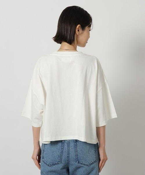 LAKOLE（ラコレ）の「刺繍ロゴクロップドＴ / 753511（Tシャツ/カットソー・レディース・オフホワイト/チャコール/オレンジ・FREE）」の15枚目の写真