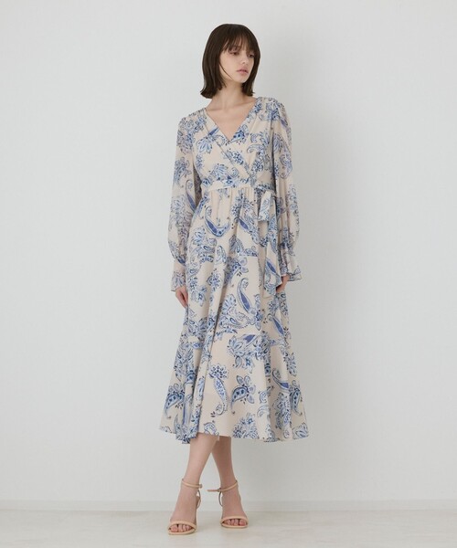 GRACE CONTINENTAL(グレースコンチネンタル)の「ペイズリーカシュクールワンピース(ワンピース・レディース・ブラック/ベージュ・36/38)」の2枚目の写真