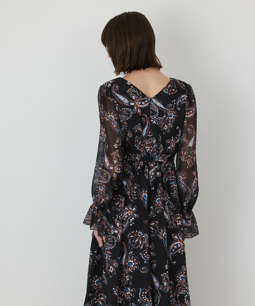 GRACE CONTINENTAL(グレースコンチネンタル)の「ペイズリーカシュクールワンピース(ワンピース・レディース・ブラック/ベージュ・36/38)」の8枚目の写真