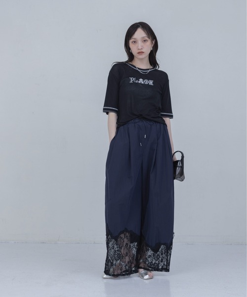 Eimee Law(エイミーロウ)の「PLACE刺繍 レイヤードライクシアーTシャツ(Tシャツ/カットソー・レディース・オフホワイト/イエロー/ボルドー/ブラック・FREE)」の9枚目の写真