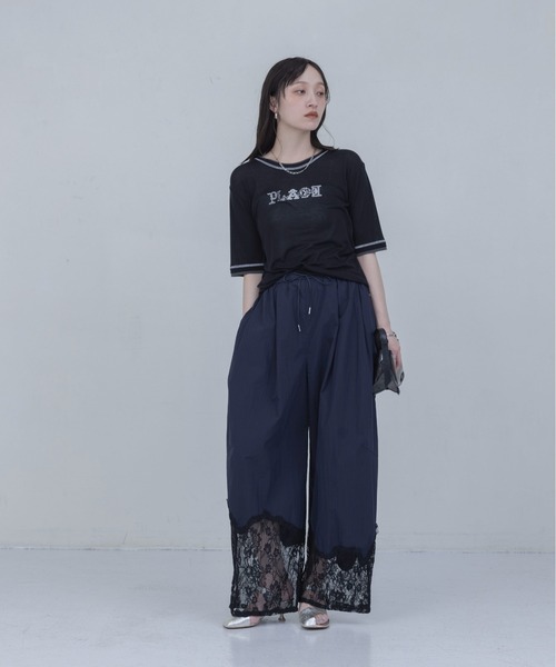Eimee Law(エイミーロウ)の「PLACE刺繍 レイヤードライクシアーTシャツ(Tシャツ/カットソー・レディース・オフホワイト/イエロー/ボルドー/ブラック・FREE)」の13枚目の写真