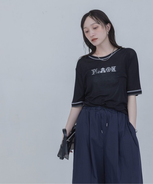 Eimee Law(エイミーロウ)の「PLACE刺繍 レイヤードライクシアーTシャツ(Tシャツ/カットソー・レディース・オフホワイト/イエロー/ボルドー/ブラック・FREE)」の14枚目の写真