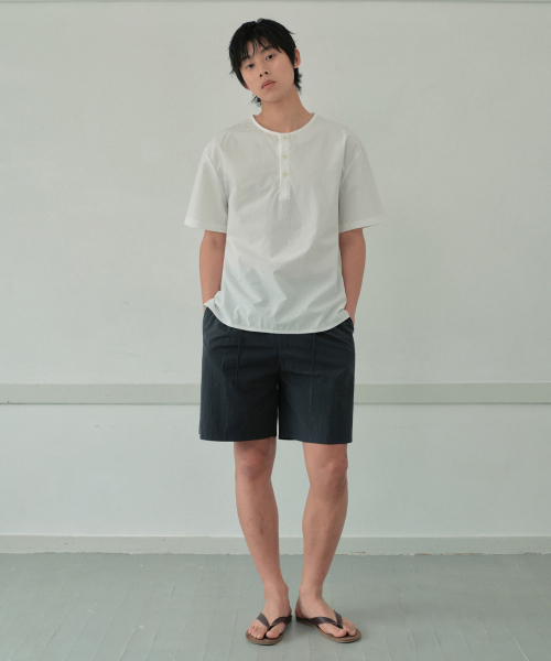 WEDNESDAY OASIS(ウェンズデーオアシス)の「コーブ ヘンリーネック ハーフシャツ_IVORY(WB6SH06)(シャツ/ブラウス・メンズ・アイボリー・MEDIUM/LARGE)」の4枚目の写真