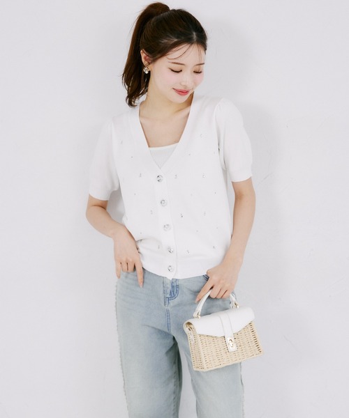 tocco closet（トッコ　クローゼット）の「【ZOZO限定】UVカット＆接触冷感ビジュー装飾半袖カーディガン（ニット/セーター・レディース・ミント/ネイビー/サックスブルー/オフホワイト・M）」の6枚目の写真