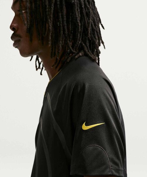 NIKE(ナイキ)の「ナイキ マッド 90 コレクション “Laser 90” メンズユニフォームトップス / Nike Mad 90 Pack "Laser 90" Men's Jersey IU4688-010 Black(ジャージ・メンズ・ブラック・XL/2XL/M/L/S)」の4枚目の写真