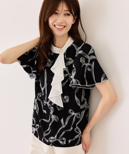 Jayro(ジャイロ)の「リボン柄ラッフルタイブラウス(シャツ/ブラウス・レディース・ブラック系その他/オフホワイト・M)」の4枚目の写真