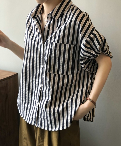 HAILY(ヘイリー)の「ストライプ柄パフスリーブシャツ(シャツ/ブラウス・レディース・ブラック/グリーン・FREE)」の9枚目の写真