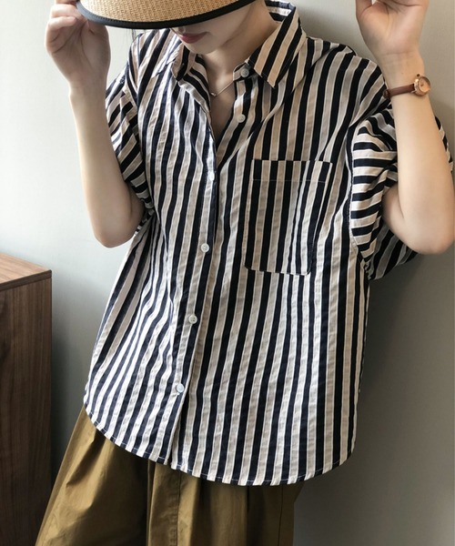 HAILY(ヘイリー)の「ストライプ柄パフスリーブシャツ(シャツ/ブラウス・レディース・ブラック/グリーン・FREE)」の6枚目の写真