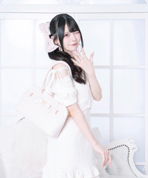 LAFARY(ラファリー)の「エンブレムロゴパーカーワンピ(ワンピース・レディース・アイボリー/ベージュ/チャコールグレー・FREE)」の16枚目の写真