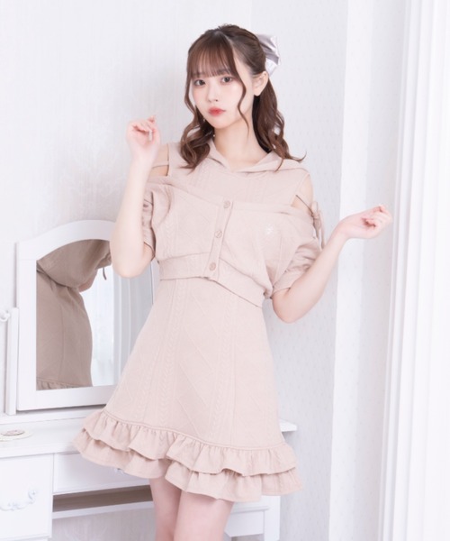 LAFARY(ラファリー)の「エンブレムロゴパーカーワンピ(ワンピース・レディース・アイボリー/ベージュ/チャコールグレー・FREE)」の22枚目の写真
